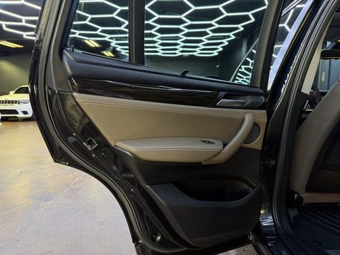 Used 2011 BMW X3 xDrive35i image 17