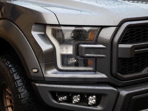 Used 2017 Ford F150 Raptor w/ Equipment Group 802A Luxury image 21