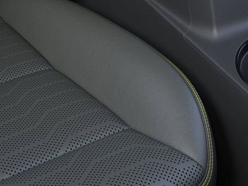 New 2026 Chevrolet Colorado ZR2 w/ Technology Package image 21