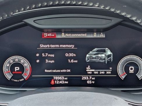 Used 2019 Audi Q8 Prestige w/ Towing Package AWD/4WD image 13