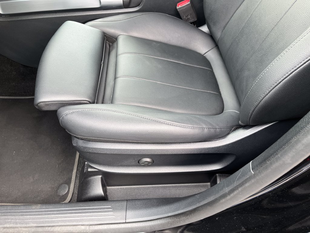 Used 2023 Mercedes-Benz GLB 250 4MATIC image 15