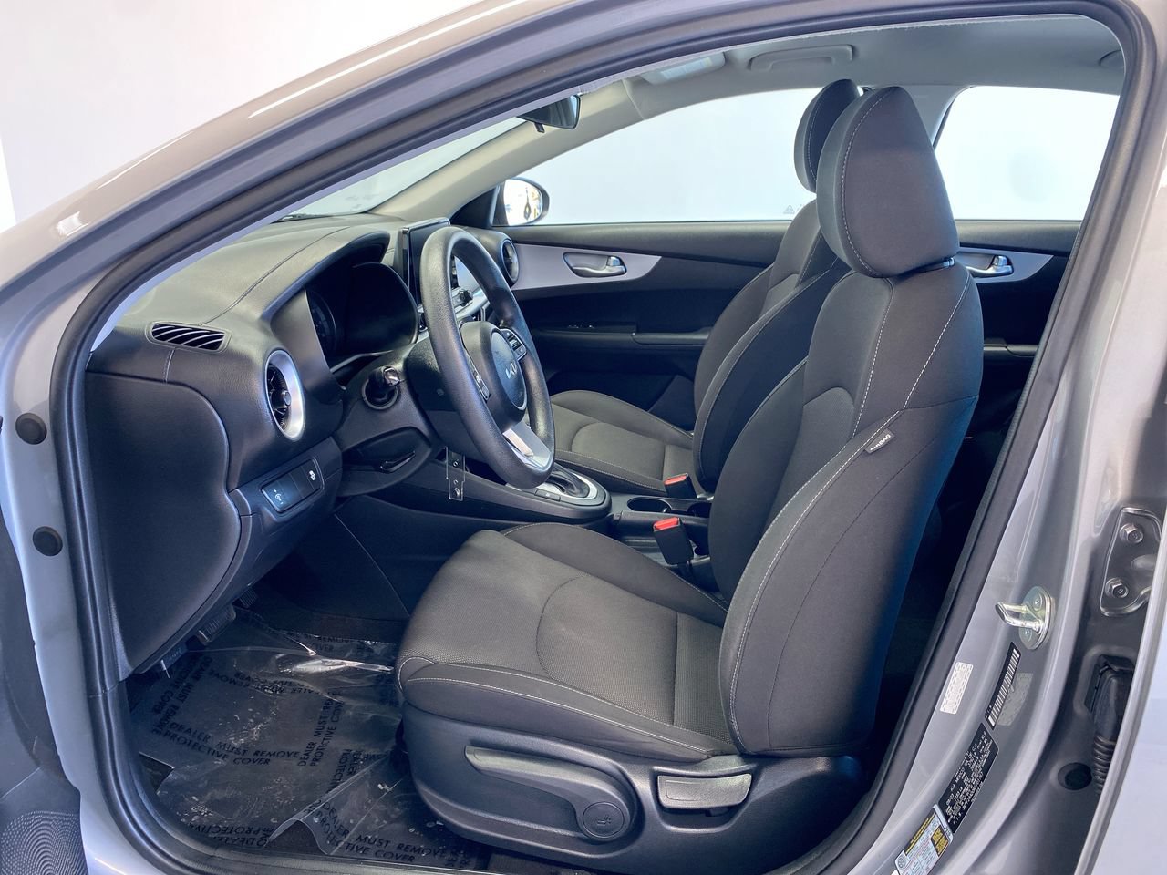 Certified 2024 Kia Forte LXS FWD image 16