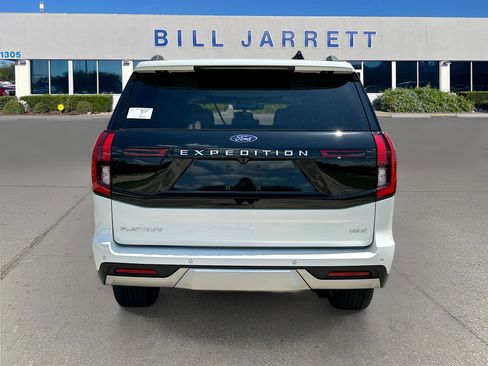New 2026 Ford Expedition Max Platinum w/ Platinum Ultimate Package AWD/4WD image 5
