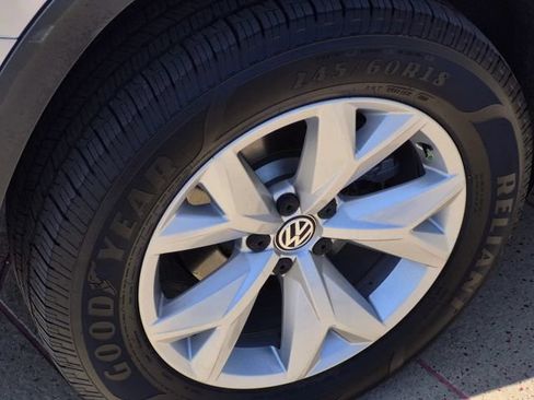 Used 2019 Volkswagen Atlas S FWD image 30