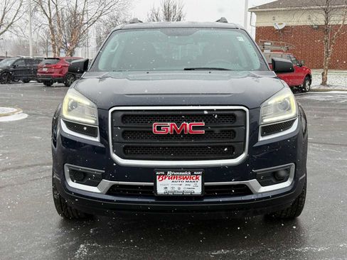 Used 2015 GMC Acadia SLE image 2