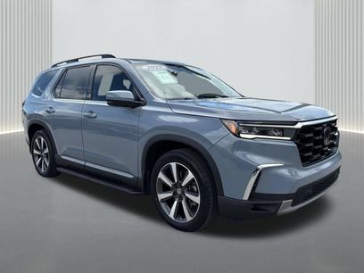 Used 2025 Honda Pilot Touring