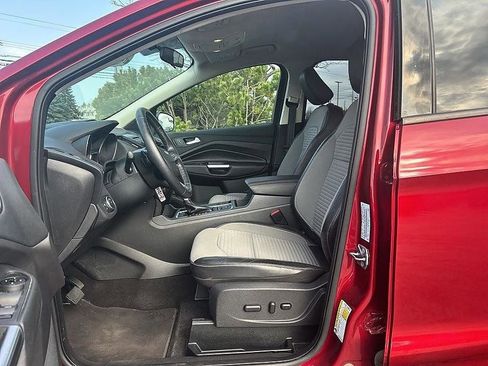 Used 2018 Ford Escape SE w/ SE Sport Appearance Package AWD/4WD image 14