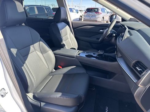 New 2026 Nissan Rogue SV w/ SV Premium Package image 12