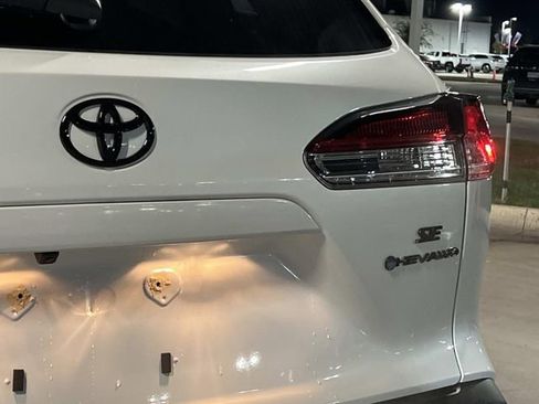 Used 2025 Toyota Corolla Cross AWD Hybrid image 5