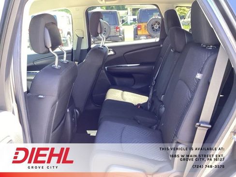 Used 2019 Dodge Journey SE w/ Connectivity Group AWD/4WD image 17
