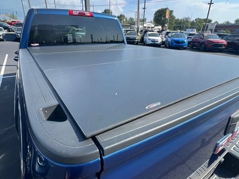 Used 2016 GMC Sierra 1500 SLE w/ SLE Value Package AWD/4WD image 16