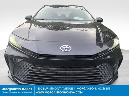 Used 2025 Toyota Camry LE FWD image 2