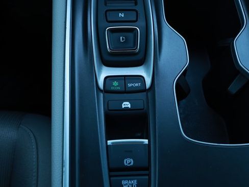 Used 2018 Honda Accord Hybrid image 21