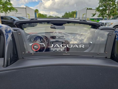 Used 2018 Jaguar F-TYPE R-Dynamic image 6