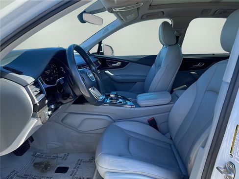 Used 2018 Audi Q7 3.0T Prestige w/ Prestige Package image 21