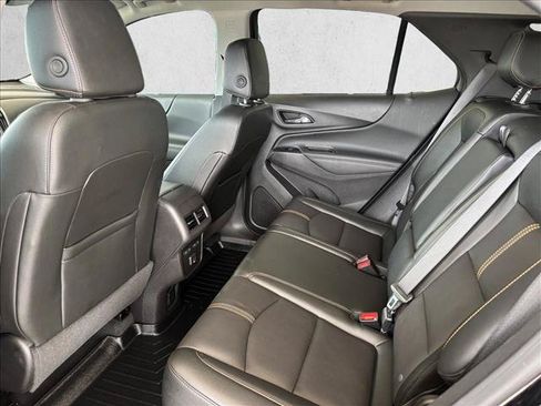 Used 2024 Chevrolet Equinox Premier FWD image 10