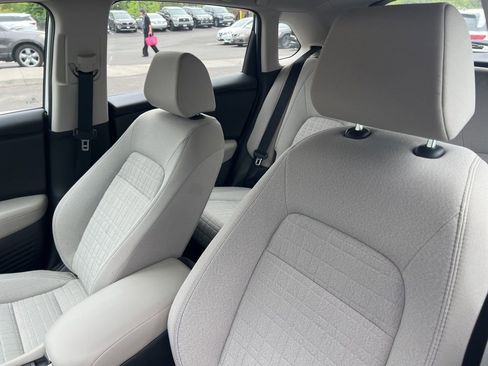Used 2025 Honda HR-V LX image 7