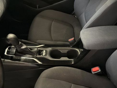 Used 2021 Toyota Corolla LE w/ Carpet Mat Package (TMS) image 25