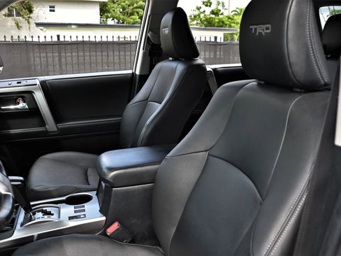 Used 2024 Toyota 4Runner TRD Sport RWD image 12