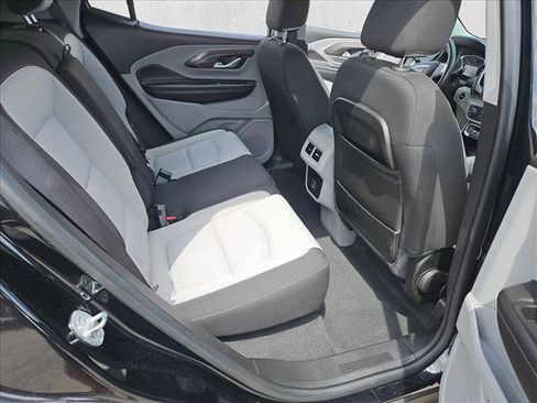 Used 2022 GMC Terrain SLE FWD image 27