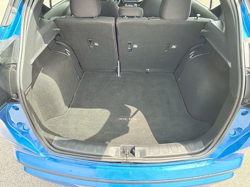 Used 2021 Nissan Kicks SV FWD image 27
