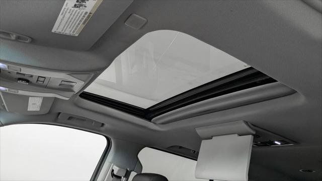 Used 2019 Cadillac Escalade ESV Luxury RWD image 39
