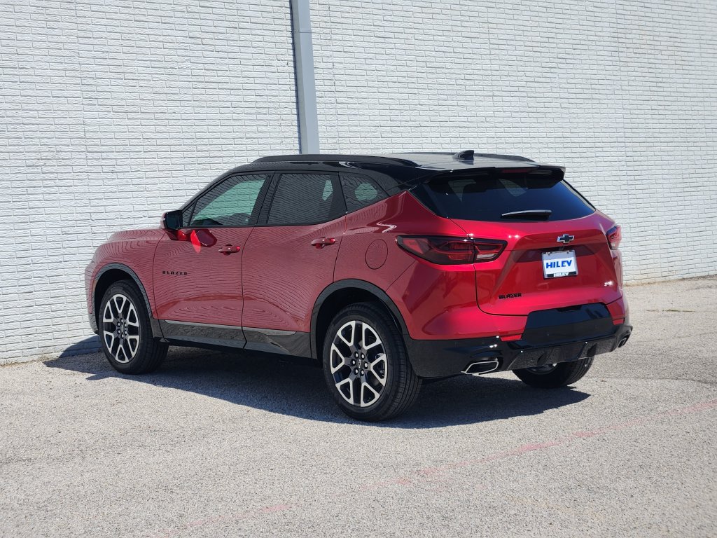 New 2026 Chevrolet Blazer RS FWD image 3
