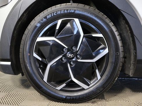 Used 2024 Hyundai Ioniq 5 SEL AWD/4WD image 18