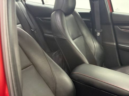 Used 2022 MAZDA MAZDA3 s FWD image 9