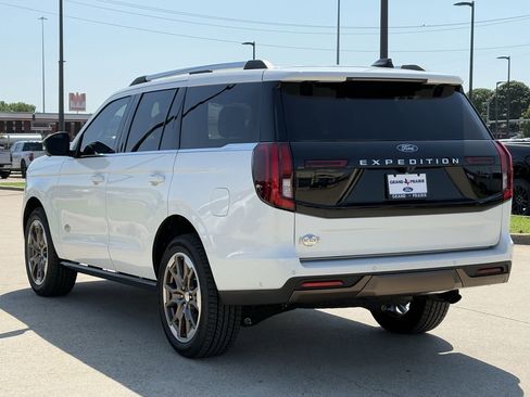 New 2025 Ford Expedition King Ranch image 33