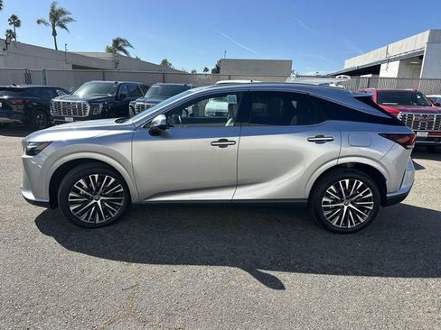 Used 2023 Lexus RX 350 Premium Plus w/ Cold Area Package FWD image 7
