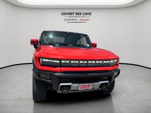 New 2025 GMC Hummer EV 2X w/ LPO, Dark Essentials Package image 4