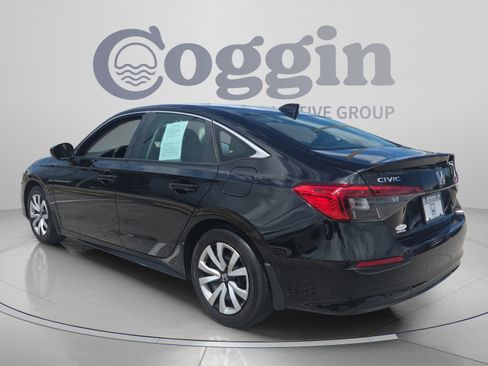 Used 2024 Honda Civic LX image 3