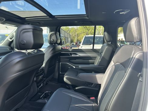 New 2026 Jeep Grand Wagoneer 4WD image 65