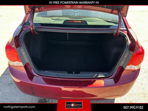 Used 2016 Chevrolet Cruze LT w/ Sun And Sound Package FWD image 6