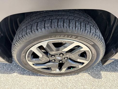 Certified 2025 Subaru Forester Limited w/ Protection Package AWD/4WD image 10