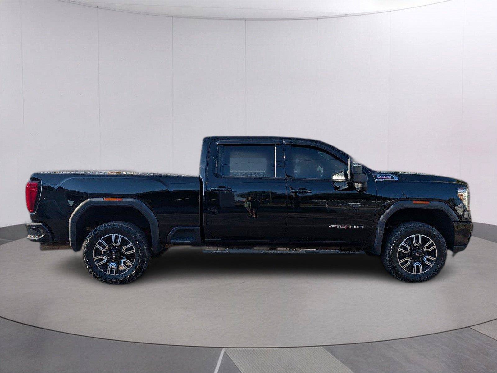 Used 2022 GMC Sierra 2500 AT4 w/ Gooseneck/5TH Wheel Package AWD/4WD image 8