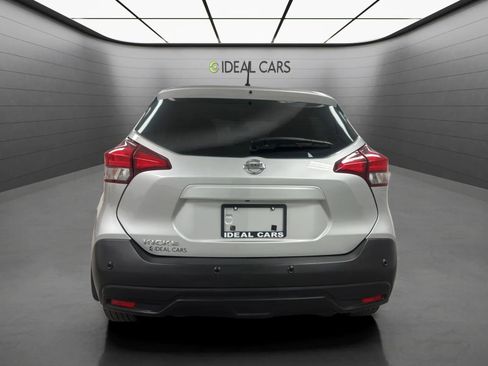 Used 2020 Nissan Kicks S FWD image 6