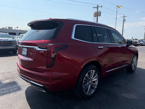 Used 2024 Cadillac XT6 Premium Luxury w/ Technology Package FWD image 18