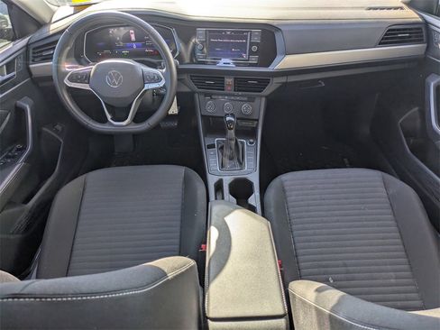 Used 2024 Volkswagen Jetta S image 2