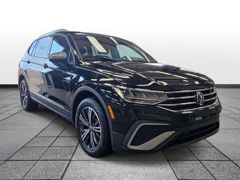 Used 2024 Volkswagen Tiguan Wolfsburg Edition image 3