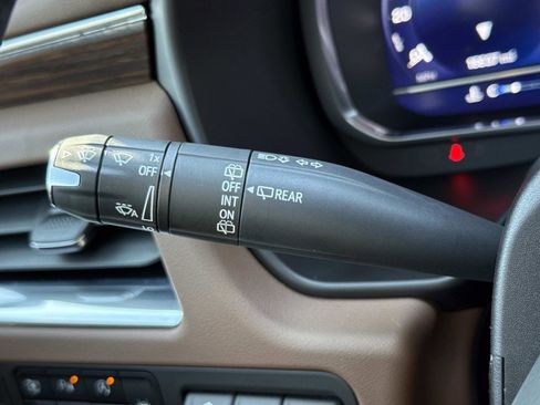 Used 2023 Chevrolet Tahoe High Country w/ Advanced Technology Package image 10