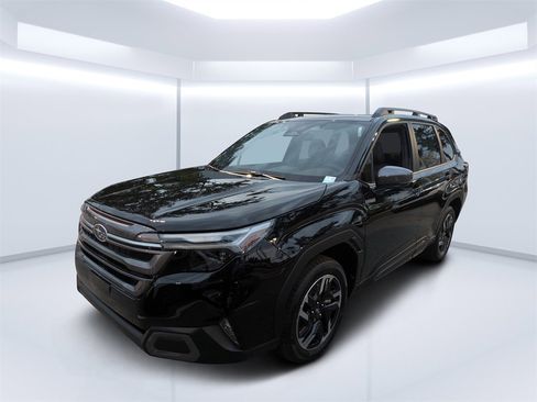 New 2025 Subaru Forester Limited image 7