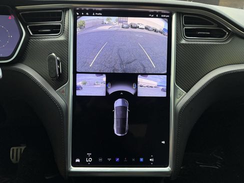 Used 2018 Tesla Model X P100D image 38
