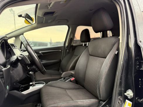 Used 2018 Honda Fit Sport image 13
