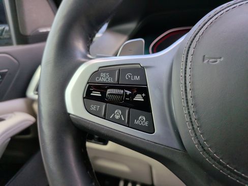 Used 2020 BMW X5 sDrive40i w/ M Sport Package image 21