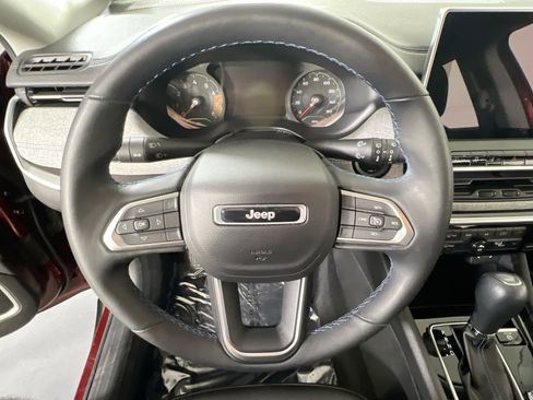 Used 2022 Jeep Compass Latitude w/ Convenience Group image 11