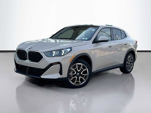 New 2026 BMW X2 xDrive28i AWD/4WD image 1