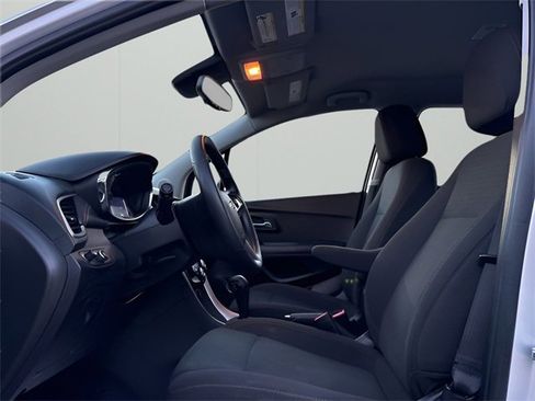 Used 2017 Chevrolet Trax LS image 12