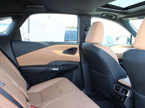 Used 2024 Lexus RX 350 Premium w/ Convenience Package FWD image 7